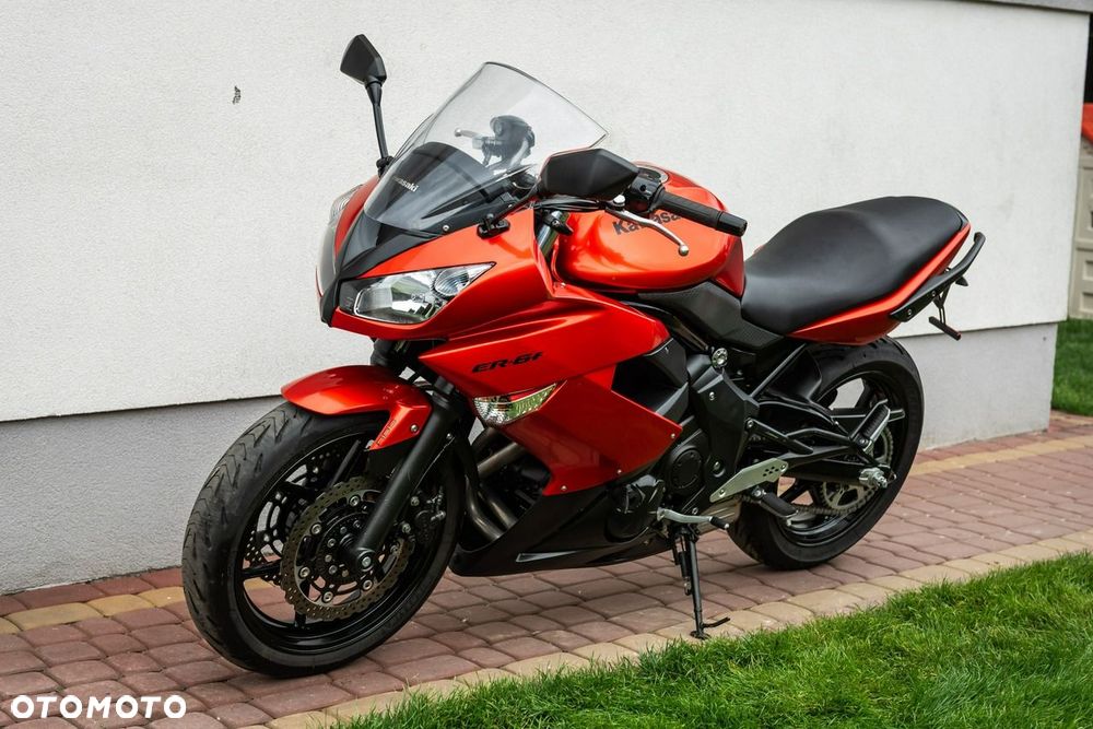 Kawasaki ER - 9