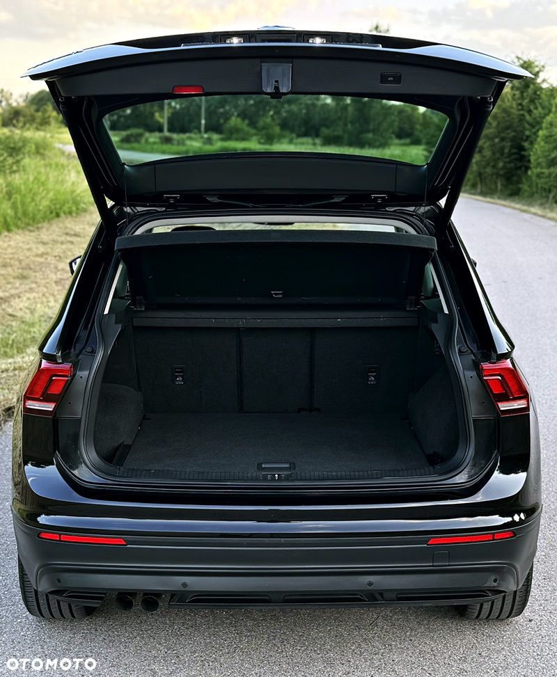 Volkswagen Tiguan 2.0 TDI SCR IQ.DRIVE - 24