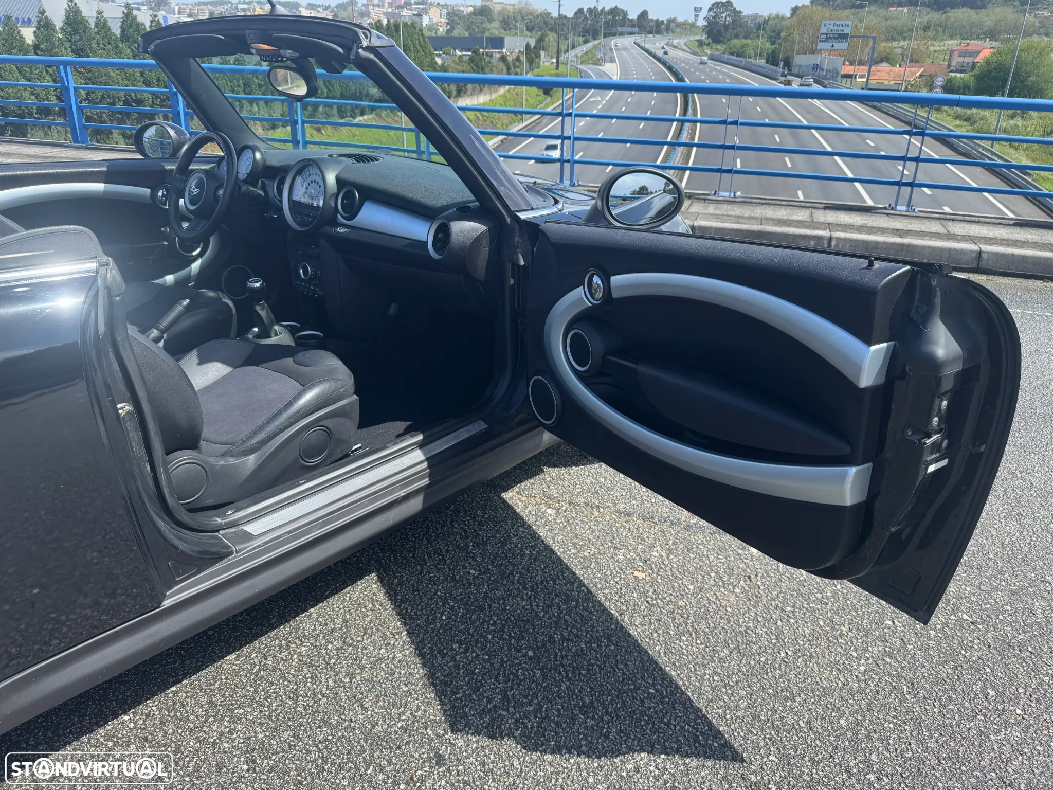 MINI Cabrio Cooper - 16
