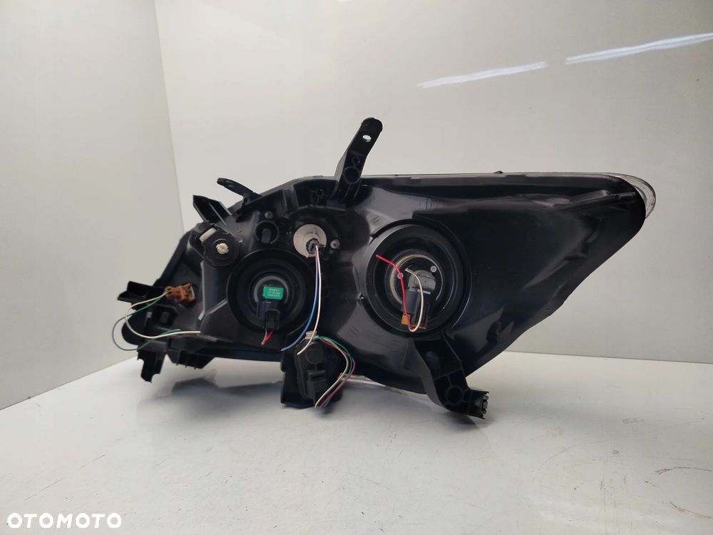TOYOTA AURIS I LIFT 09R- REFLEKTOR LAMPA PRAWY PRZÓD PRAWA PRZEDNIA - 7