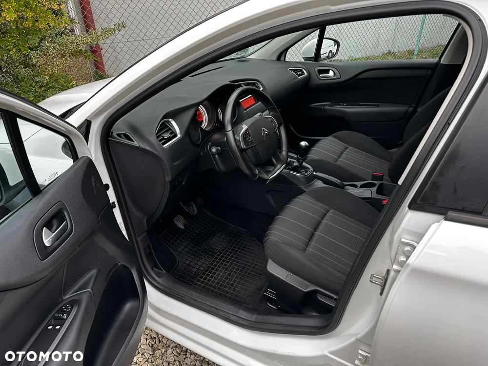 Citroën C4 1.4 VTi Attraction - 4
