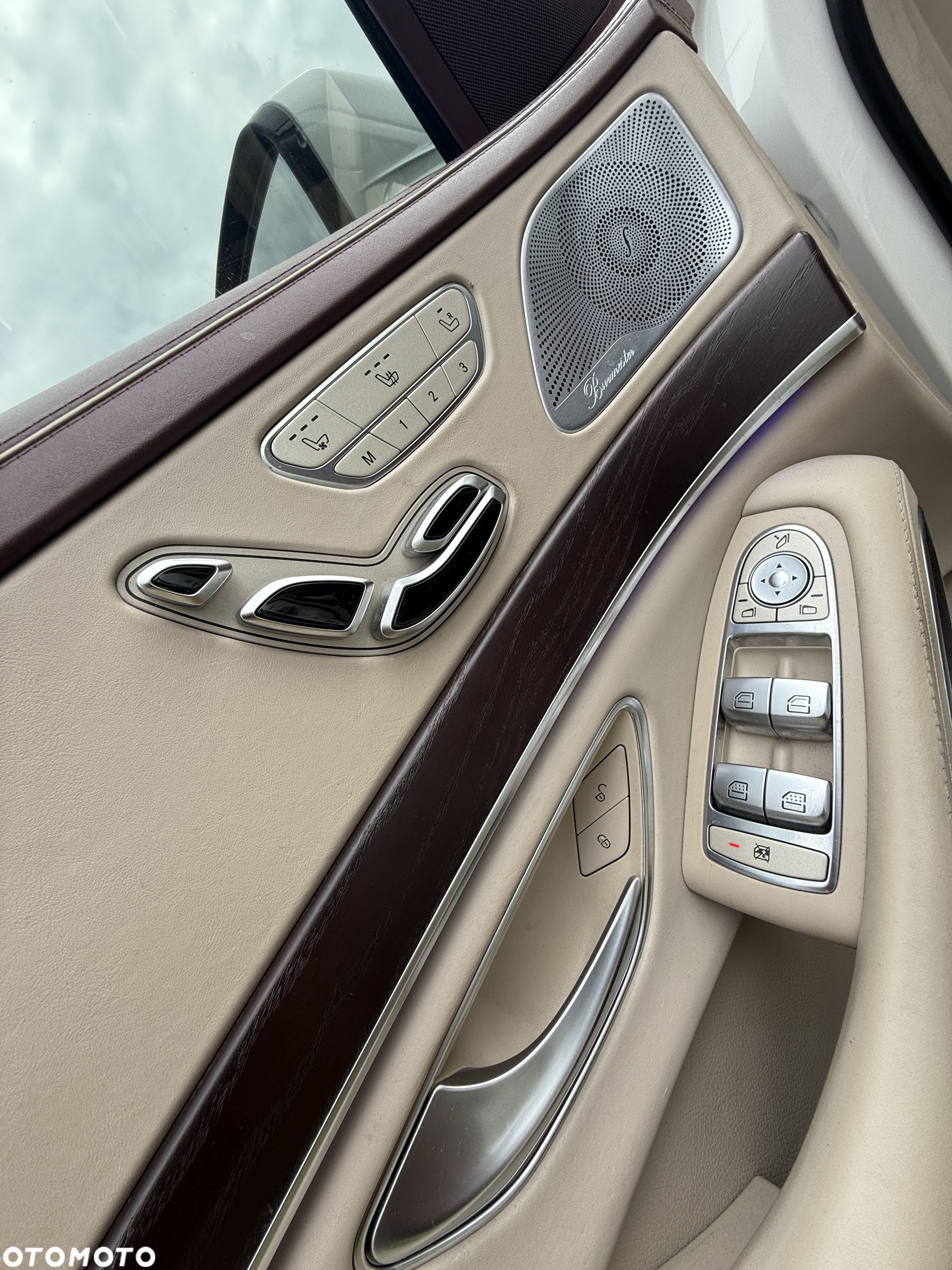 Mercedes-Benz Klasa S 560 4-Matic L 9G-TRONIC - 27