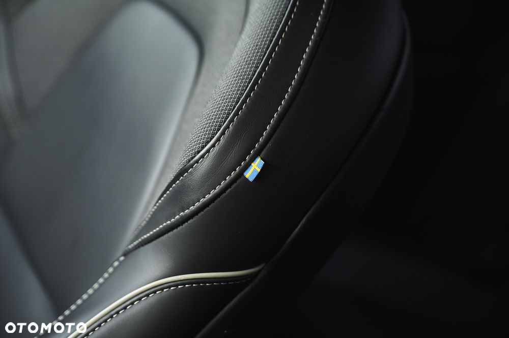 Volvo S60 T4 Geartronic RDesign - 36