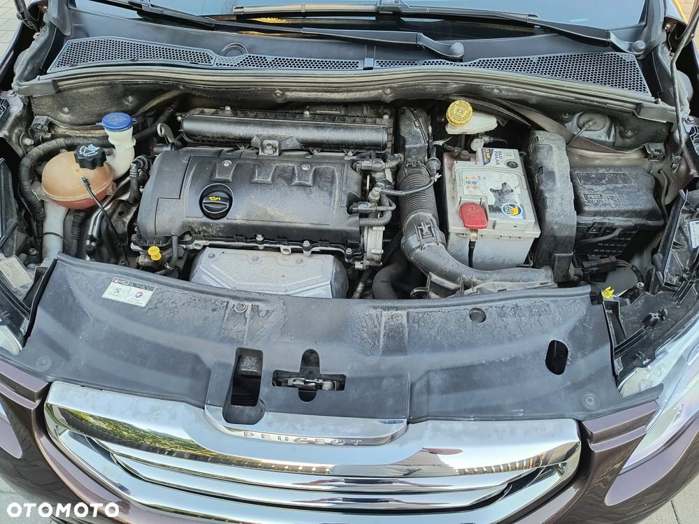 Peugeot 2008 - 14