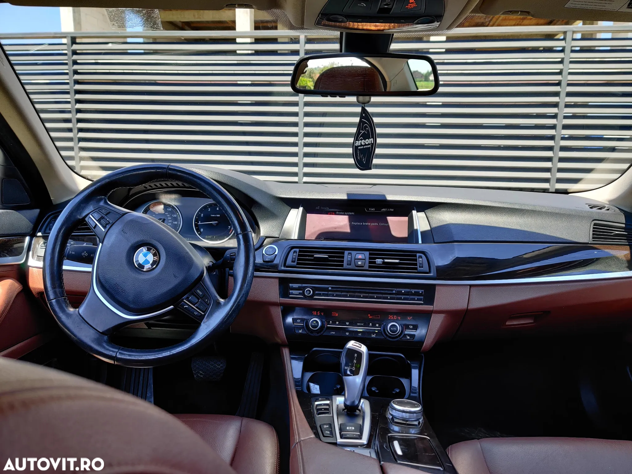 BMW Seria 5 528i xDrive AT - 3