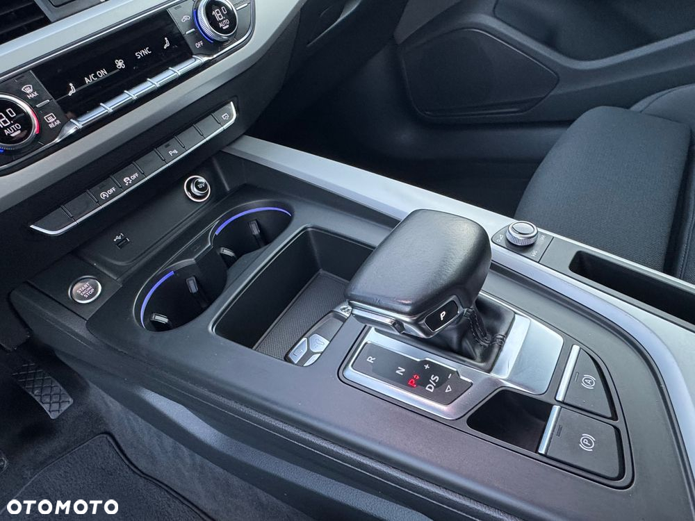 Audi A4 35 TFSI S tronic - 30