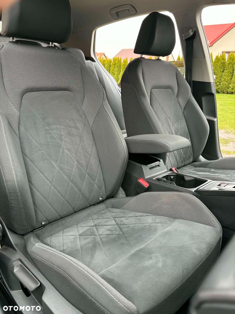 Volkswagen Golf 2.0 TDI SCR DSG Style - 13
