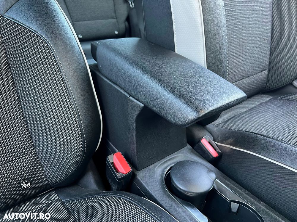 Renault Captur BLUE dCi EDC Intens - 9