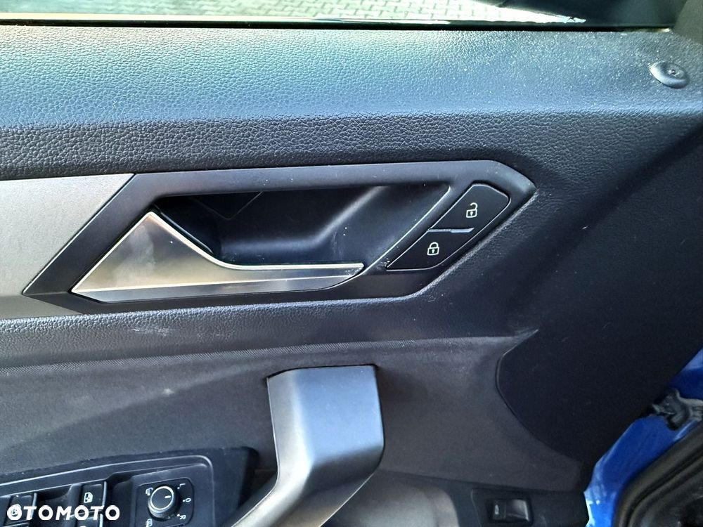 Volkswagen T-Roc - 20