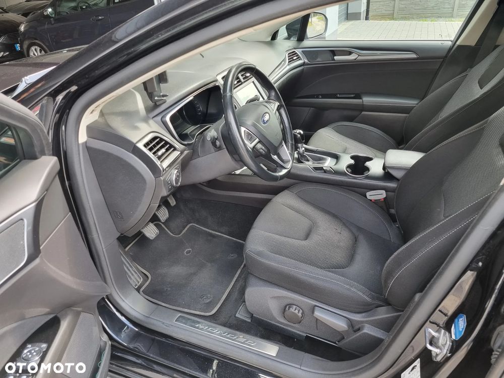 Ford Mondeo 2.0 EcoBlue Titanium - 28