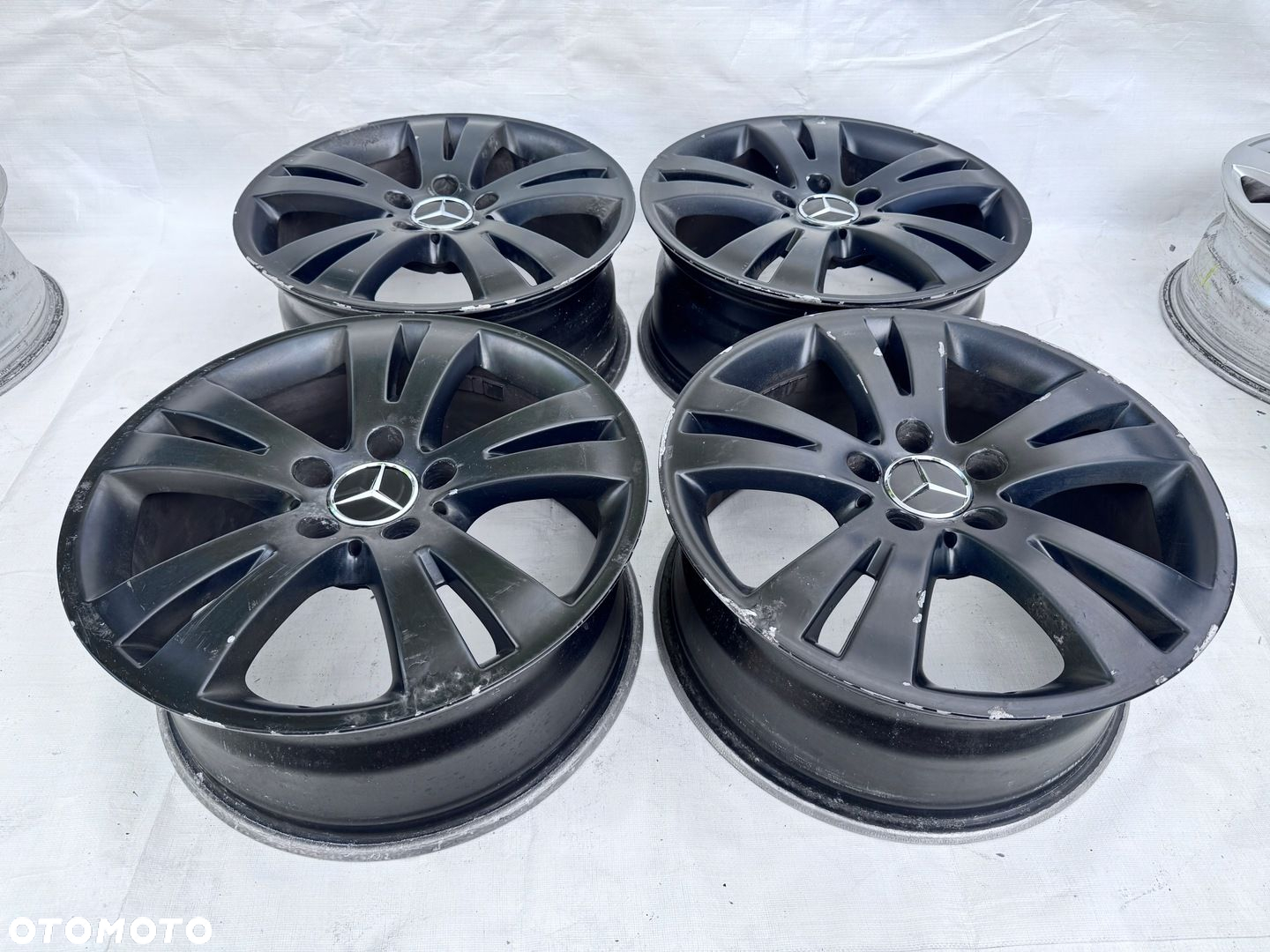 Felgi Mercedes 7,5J 17" ET47 722 - 2