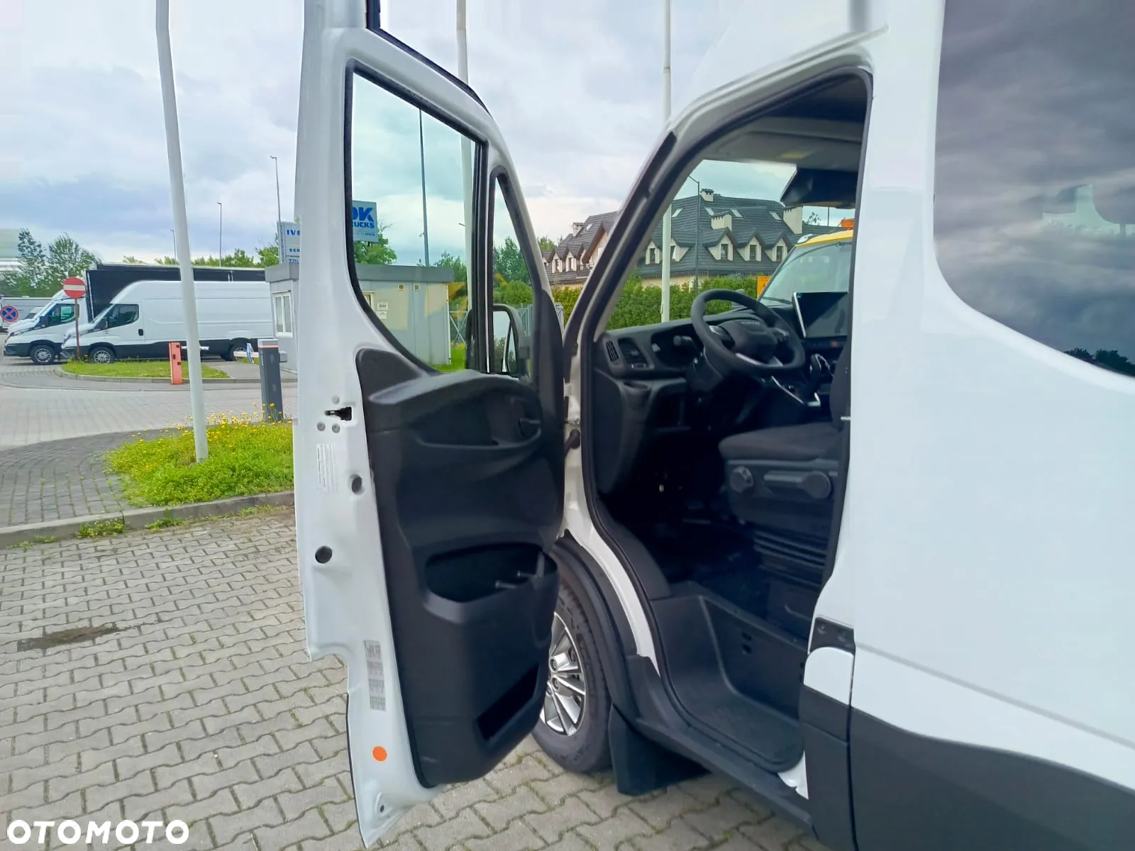 Iveco Daily / Pewny partner w biznesie ! - 18