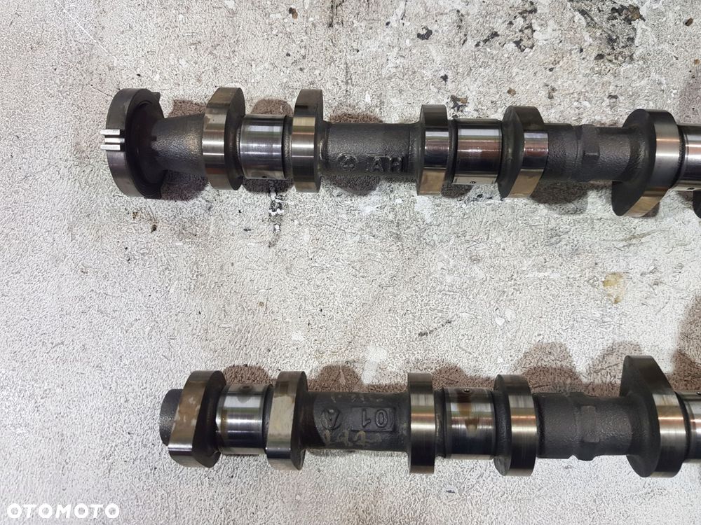 głowica silnika mitsubishi space star ii 1.0b 3a90 - 12