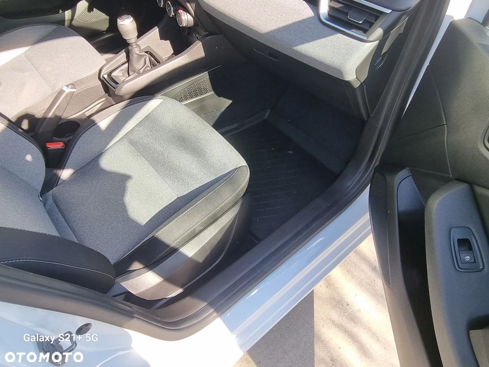Renault Clio 1.0 TCe Evolution - 23