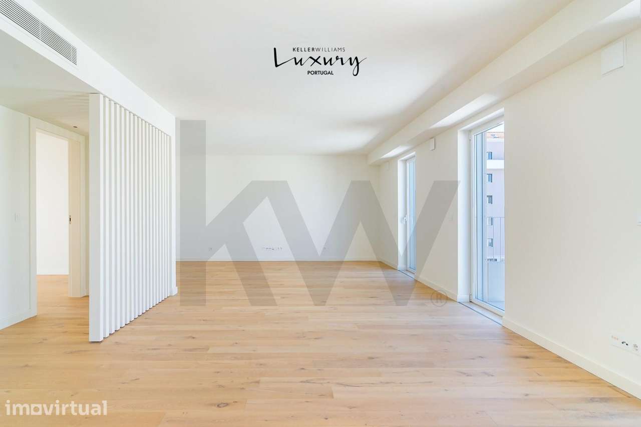 Apartamento T2 Duplex | Terraço | Estacionamento | Areeiro - Grande imagem: 2/27