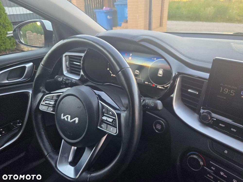 Kia XCeed 1.5 T-GDI Prestige Line DCT - 18