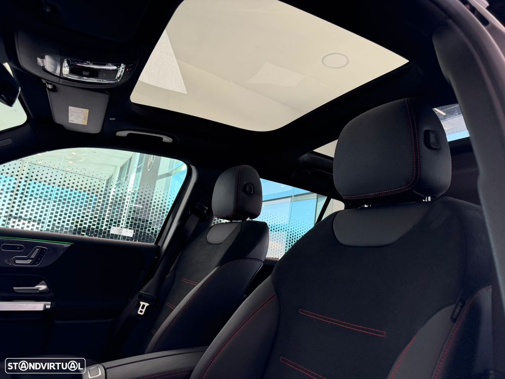 Mercedes-Benz GLB 180 d AMG Line - 16