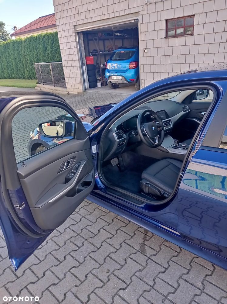 BMW Seria 3 320d - 5