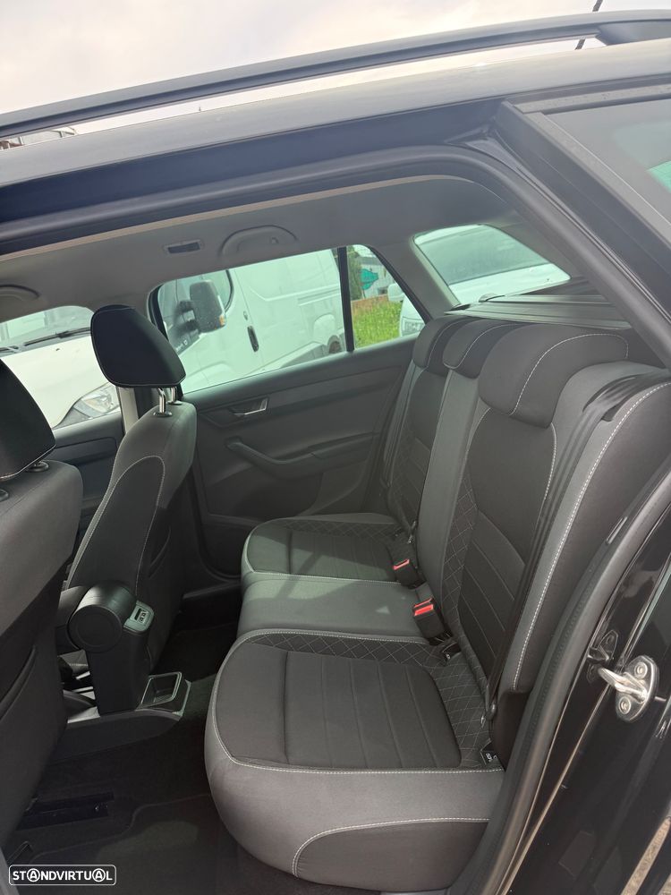 Skoda Fabia Break 1.0 TSI Ambition DSG - 19