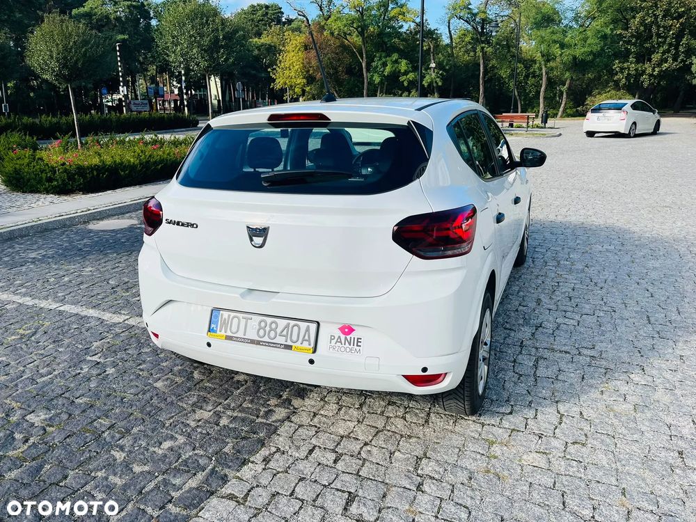 Dacia Sandero SCe 75 Essentiel - 10