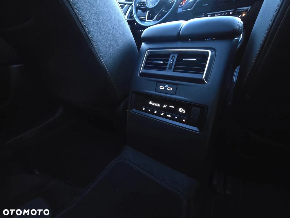 Mazda CX-90 - 18