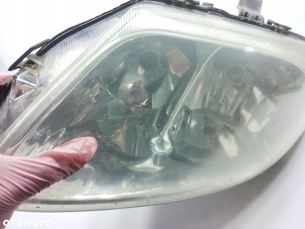 Chrysler Voyager Iv Lampa Lewa Przód 04857703Ab - 11
