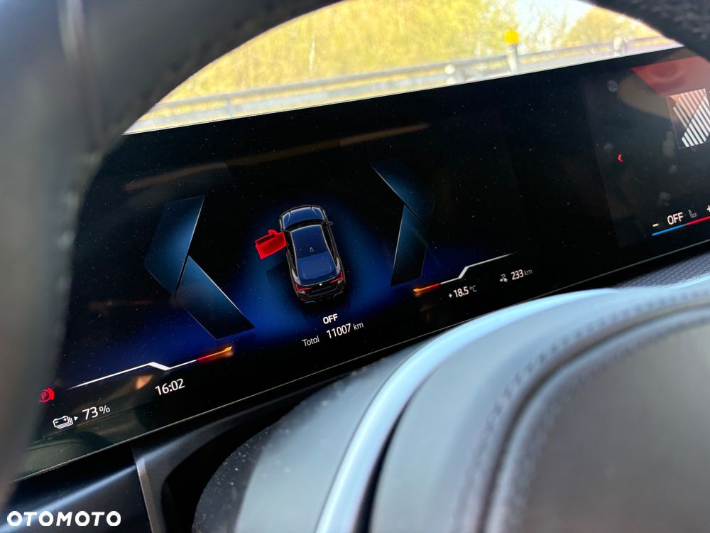 BMW i4 70.3kWh eDrive 35 M Sport Edition - 17