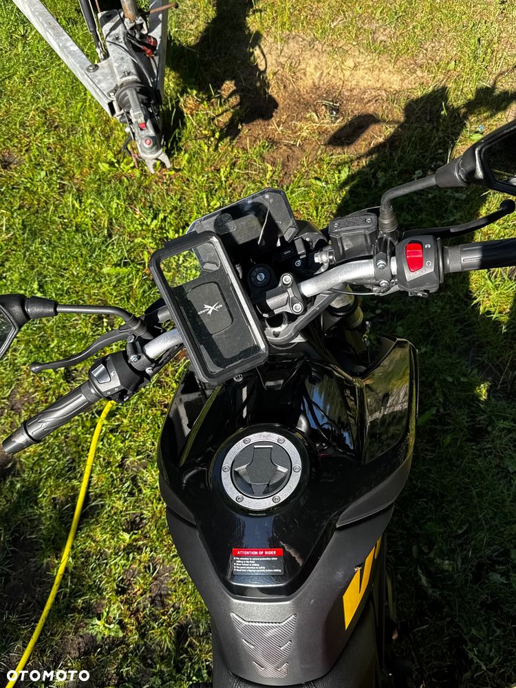VOGE R125 - 6