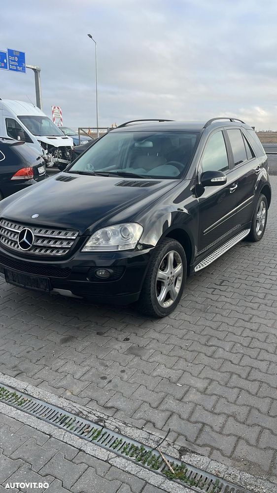 Dezmembram Mercedes Benz Ml 3.0 diesel din 2007 - 2