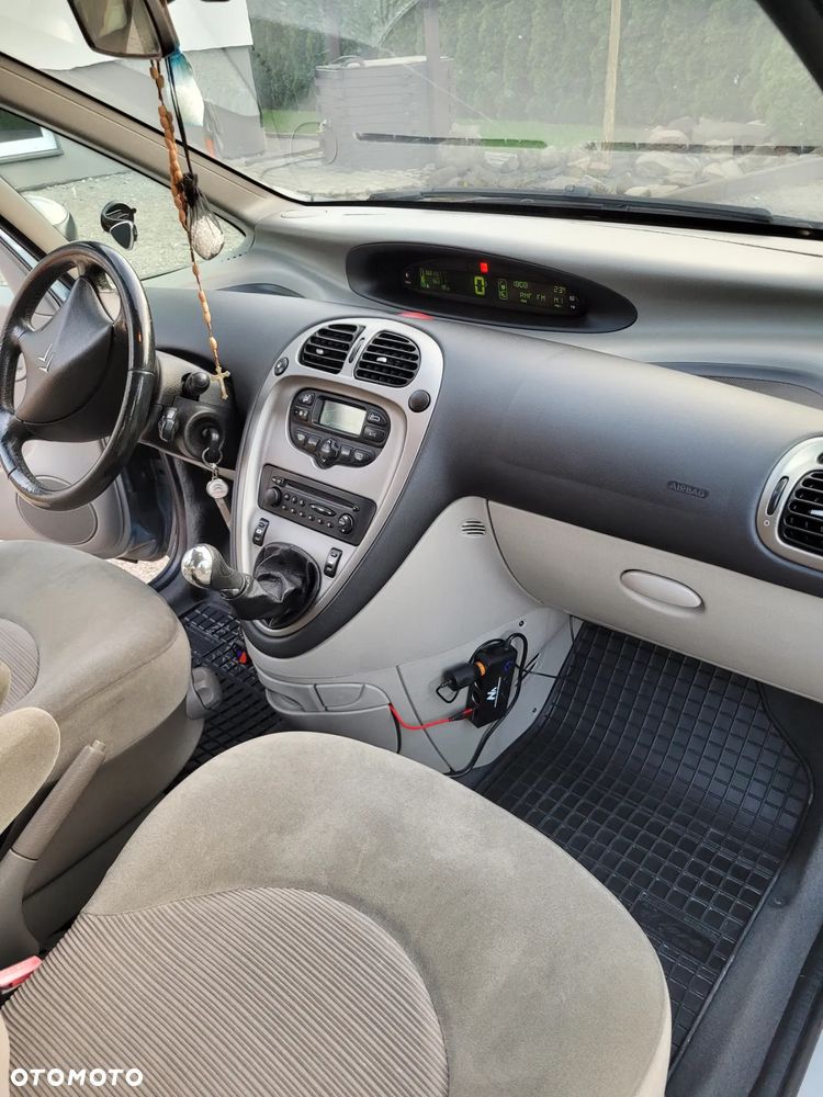 Citroën Xsara Picasso 1.6 Confort - 18