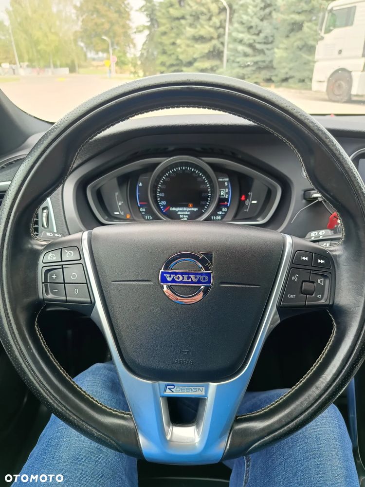 Volvo V40 - 11