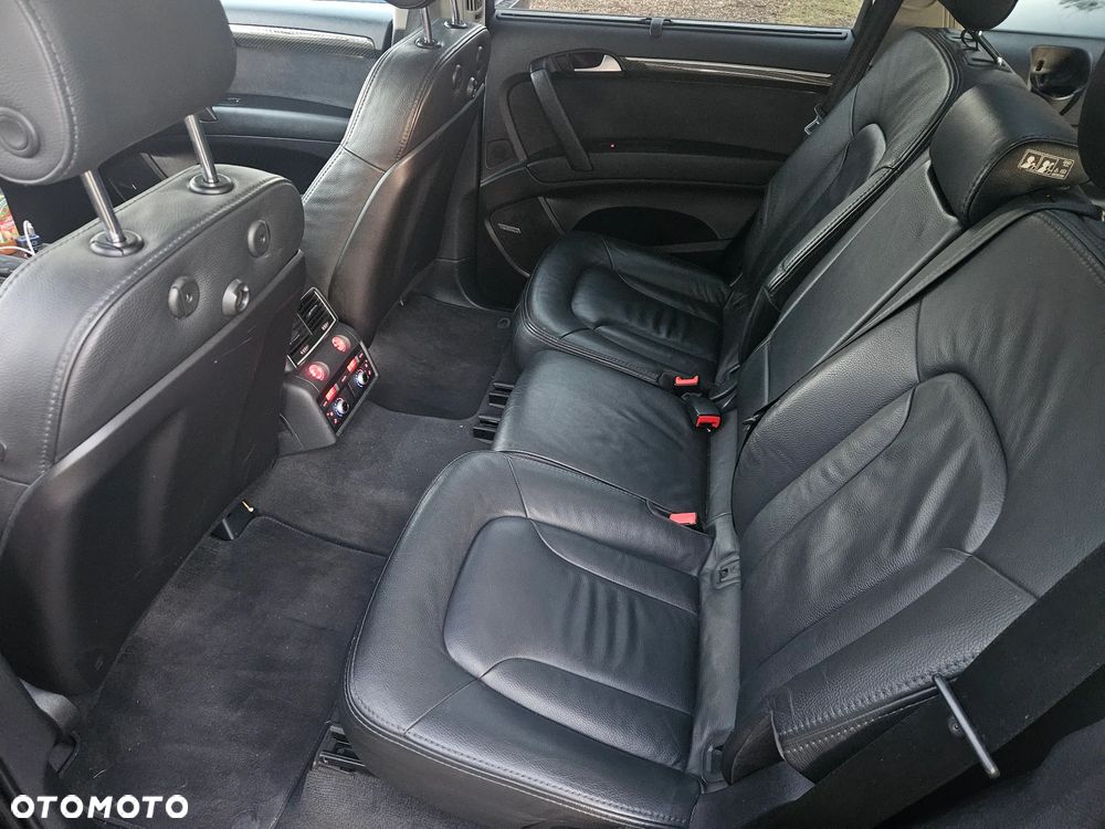 Audi Q7 3.0 TDI DPF clean diesel Quattro Tiptronic - 15