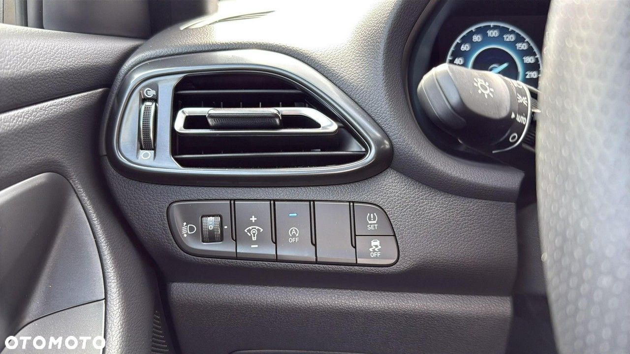 Hyundai i30 - 18