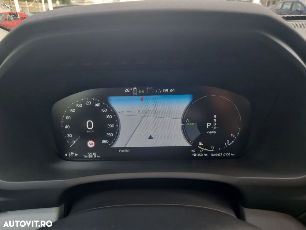 VOLVO XC90 2022 — imagine 10