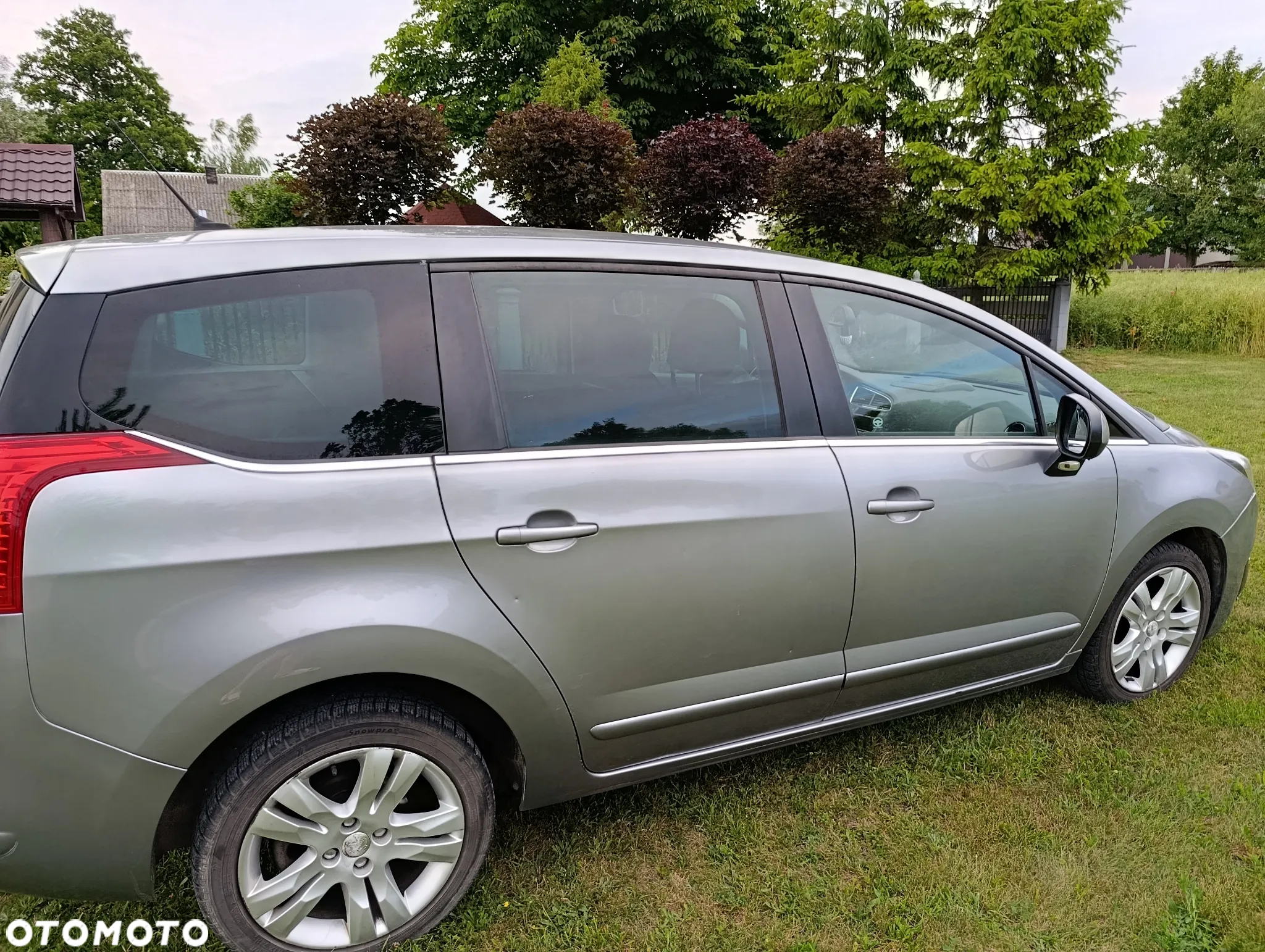Peugeot 5008 - 13