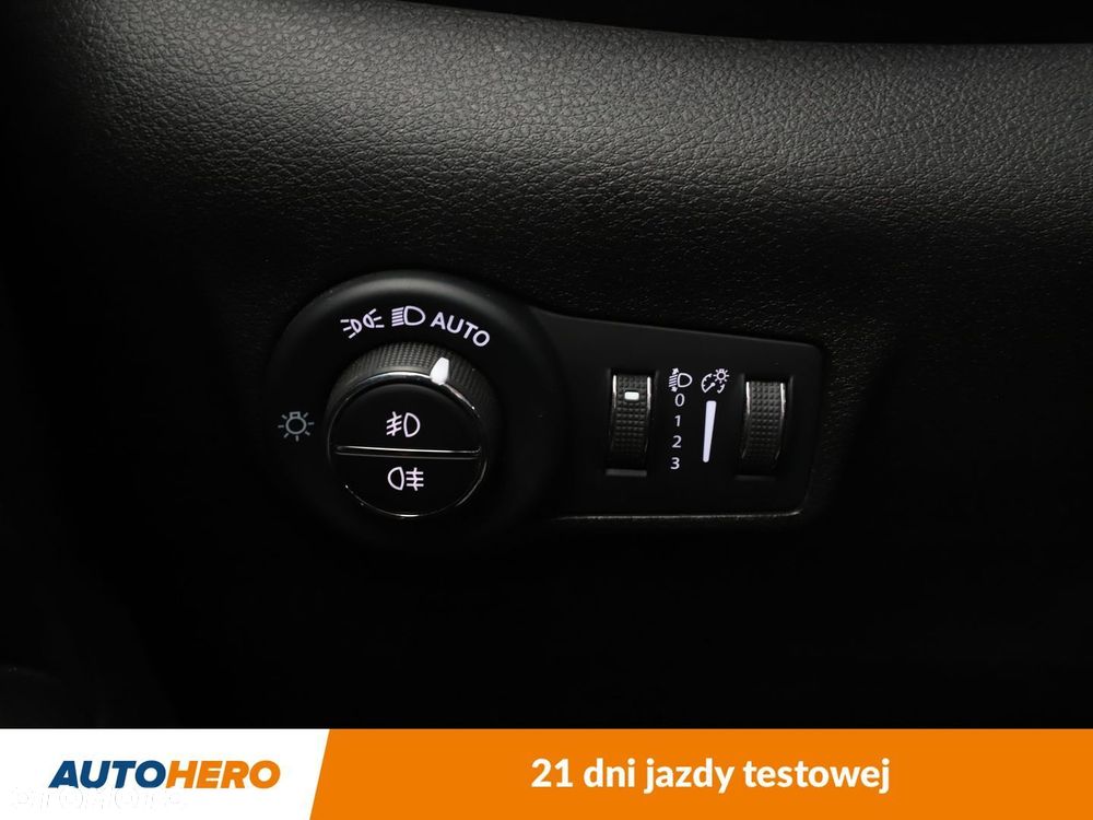 Jeep Compass - 33