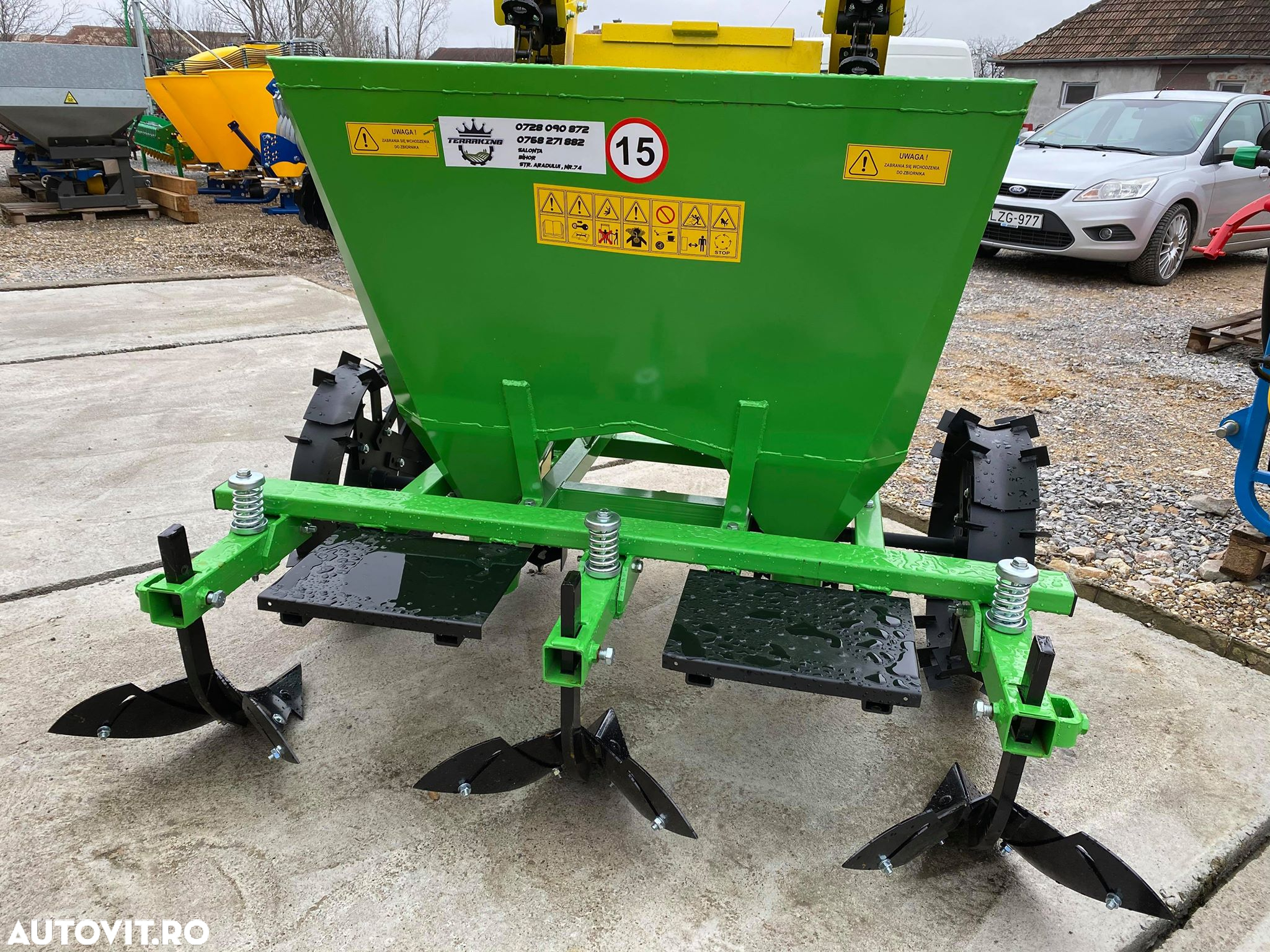 Terraking Plantator de cartofi pe 2 randuri cu fertilizare - 5