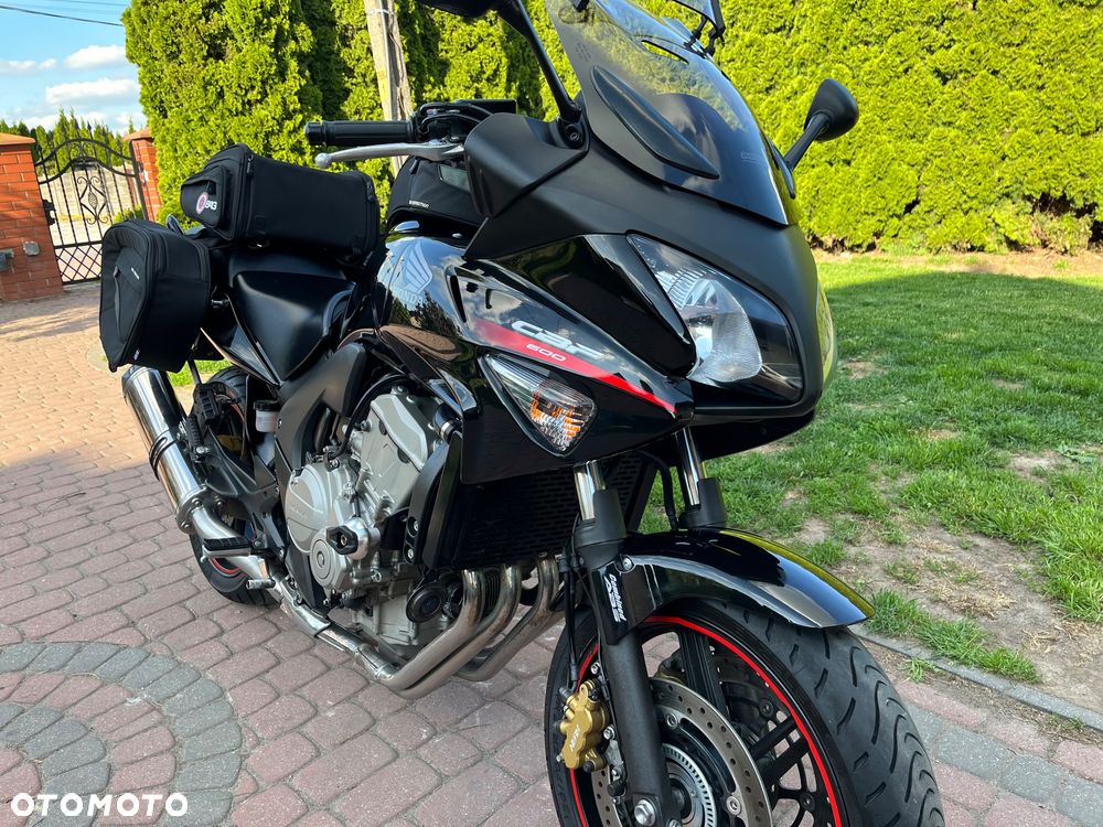 Honda CBF - 14