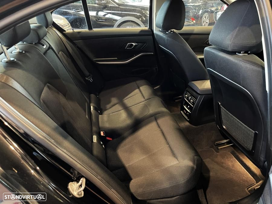 BMW 330 e Corporate Edition Auto - 30