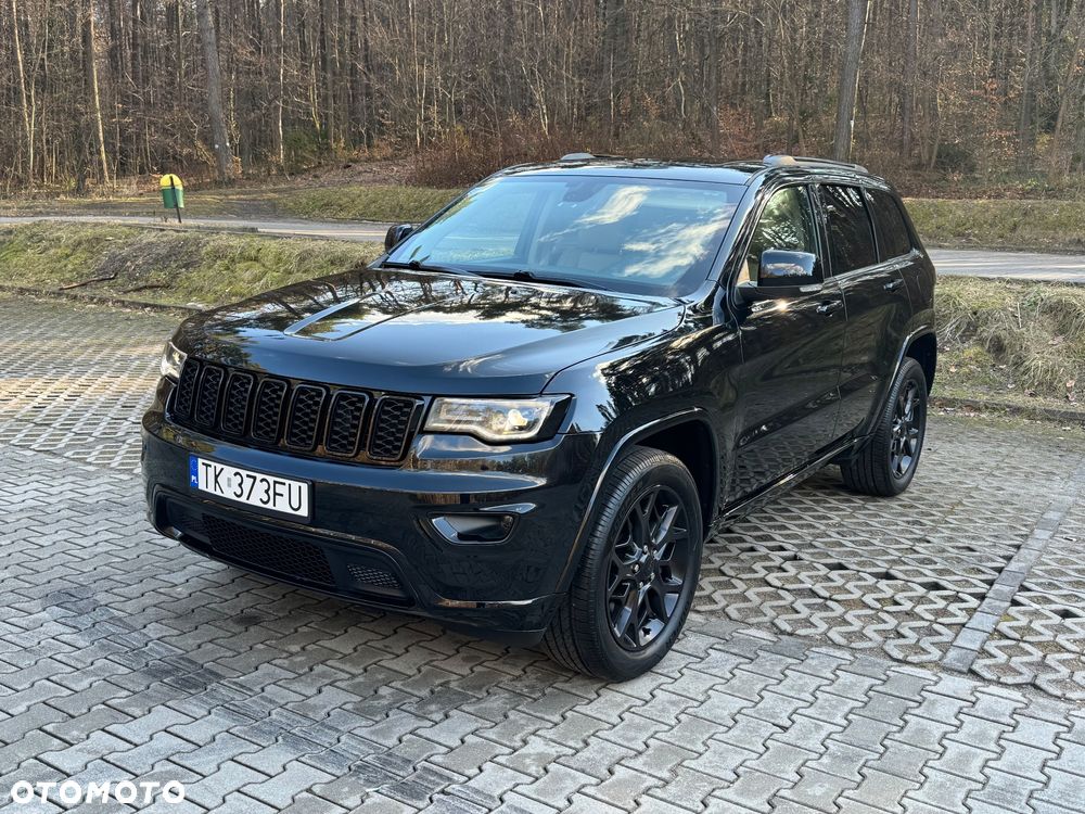 Jeep Grand Cherokee - 25