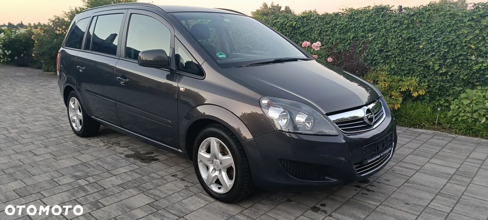 Opel Zafira 1.7 CDTI ecoFLEX Family - 1