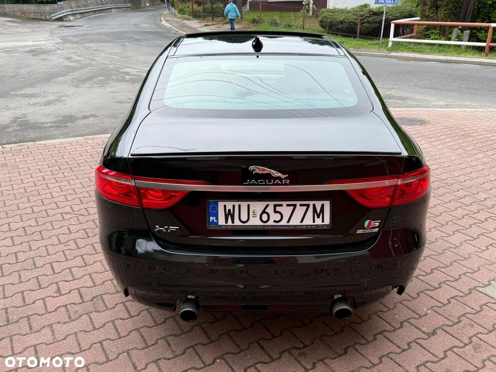 Jaguar XF S - 6