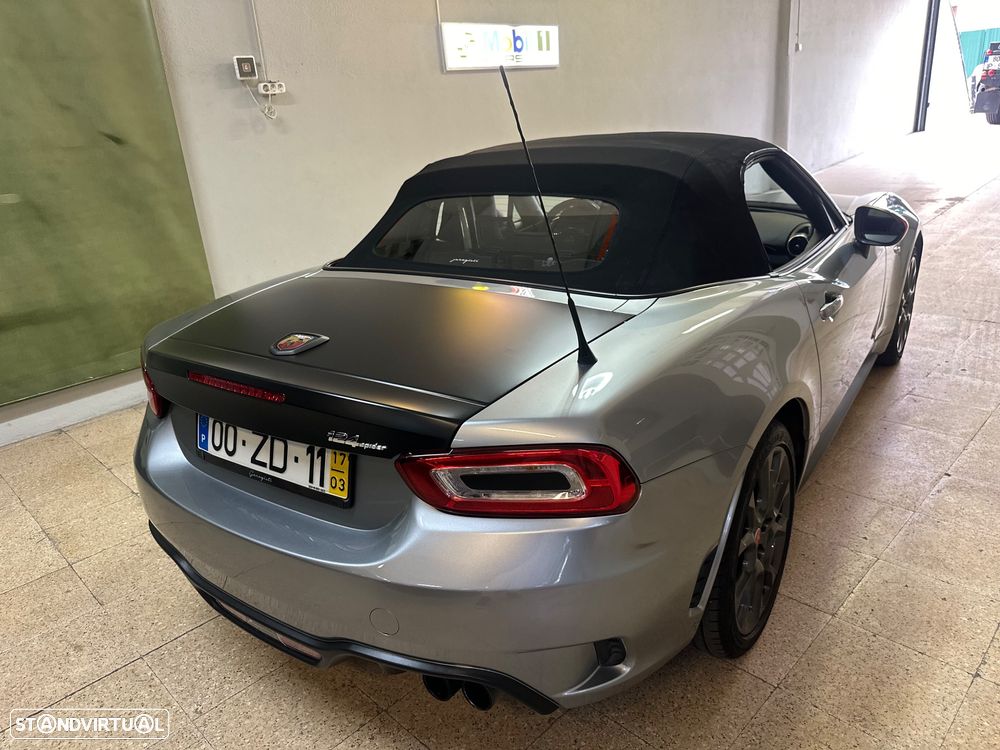 Abarth 124 Spider 1.4 MultiAir Turbo - 11
