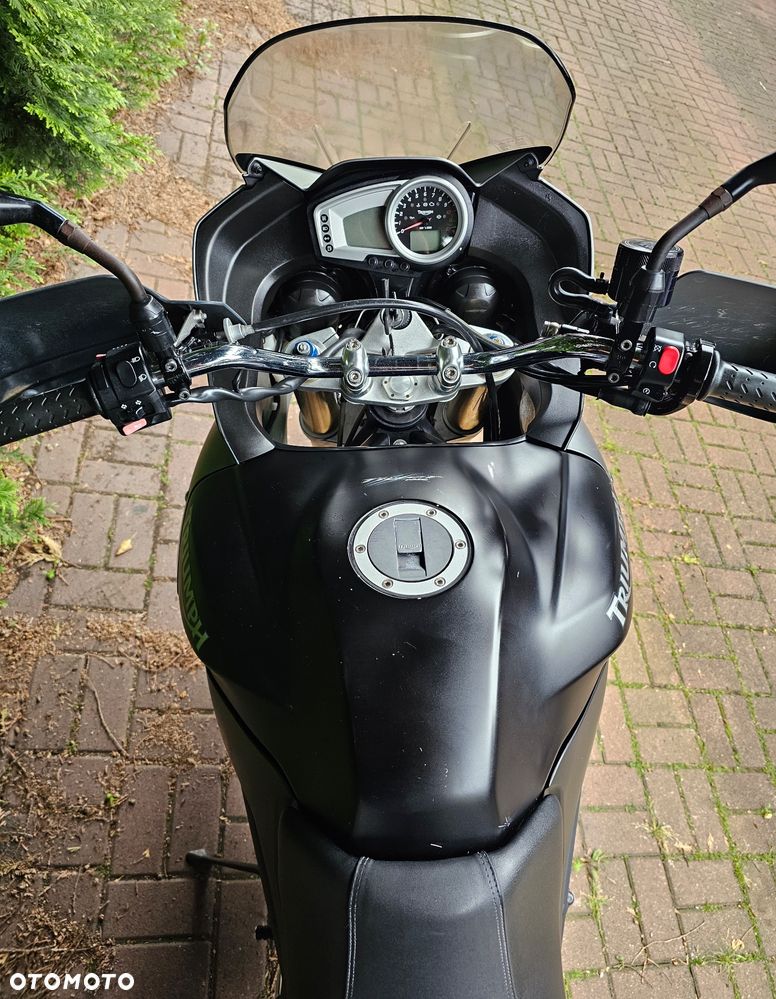 Triumph Tiger - 11