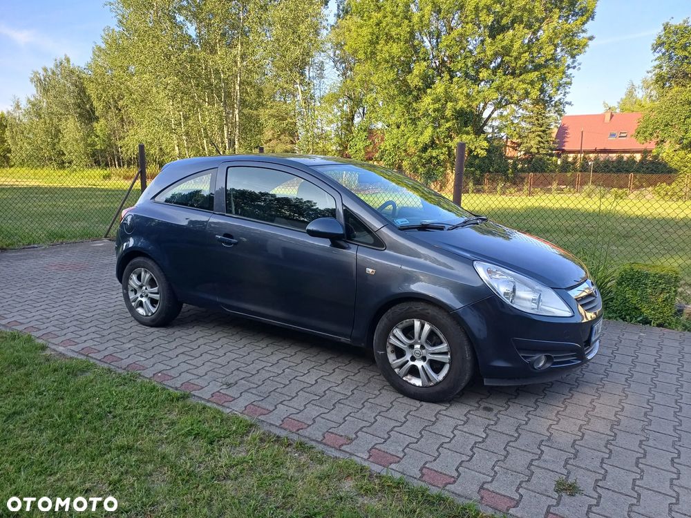 Opel Corsa - 1