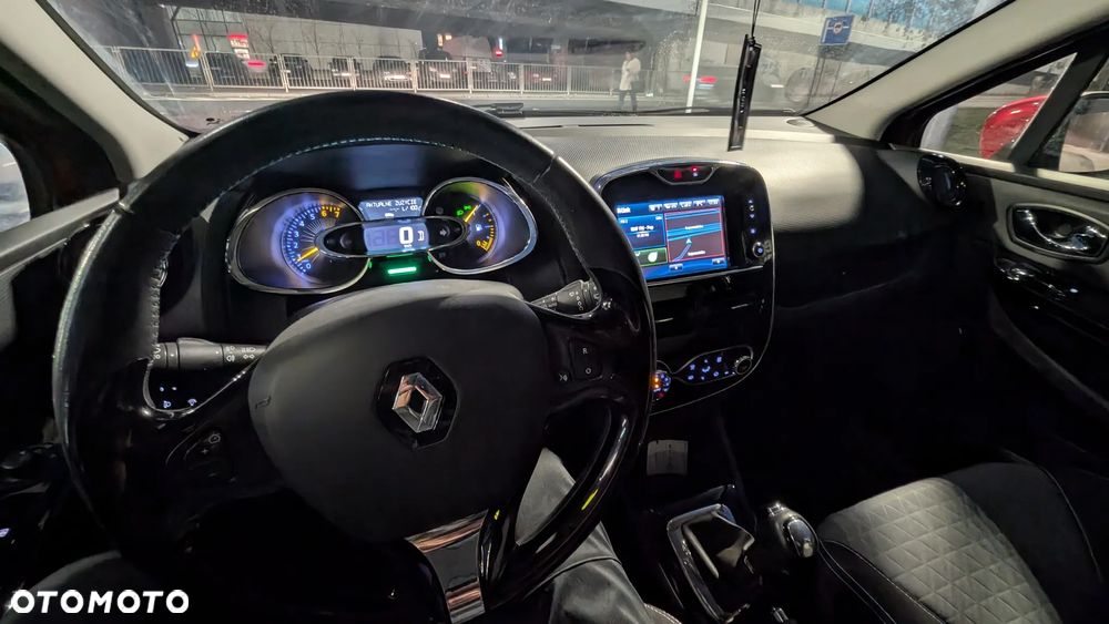 Renault Clio - 35