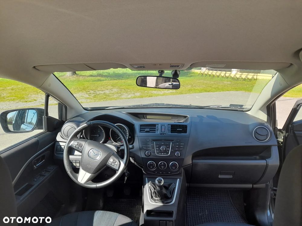 Mazda 5 - 6