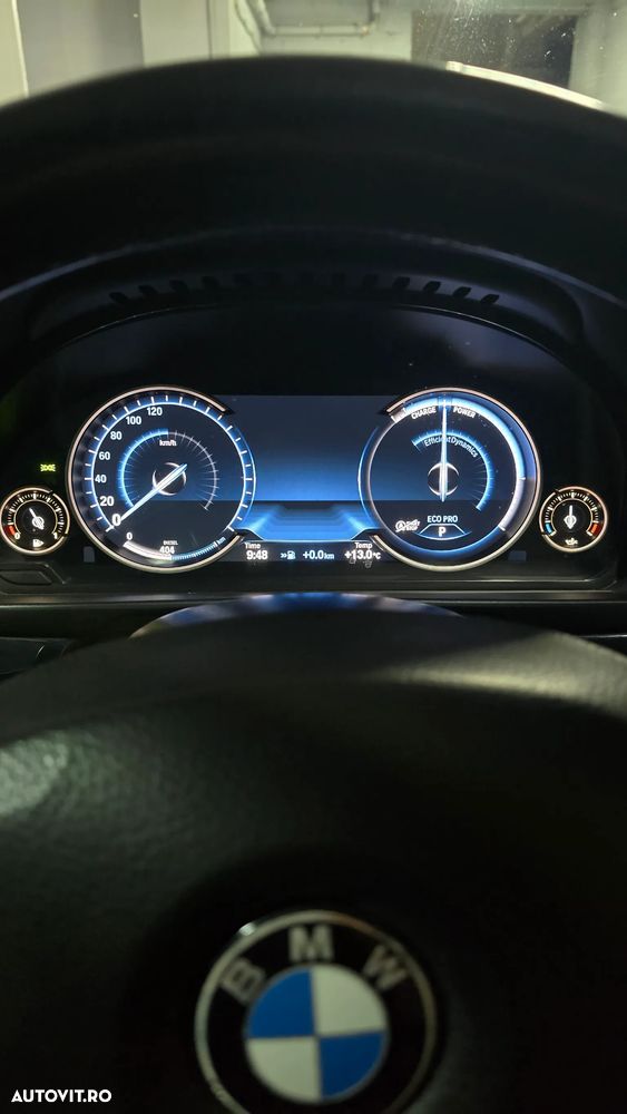 BMW Seria 5 525d xDrive AT - 20