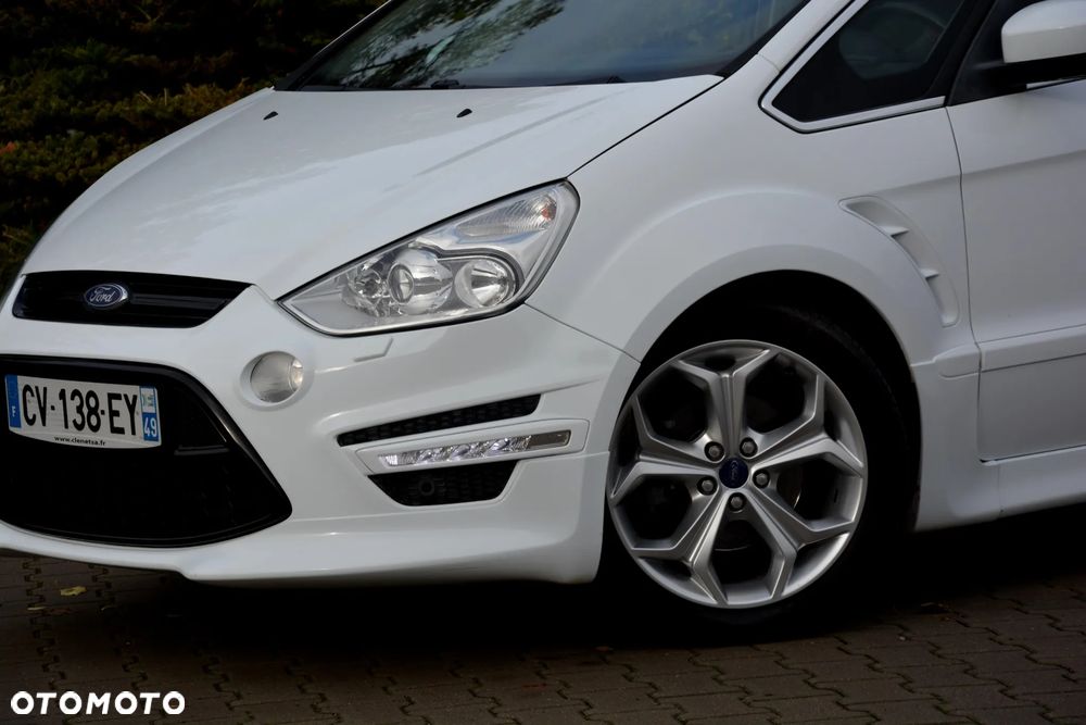 Ford S-Max 2.0 TDCi DPF Titanium X - 13