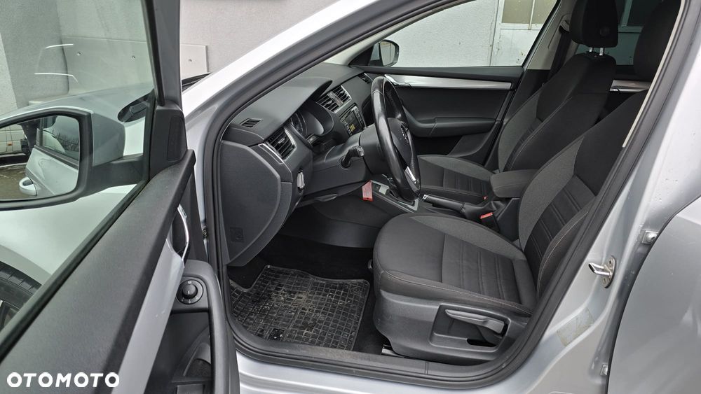 Skoda Octavia 1.6 TDI Ambition DSG - 7